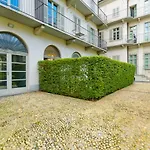 Boutique Apartment Cairoli 30